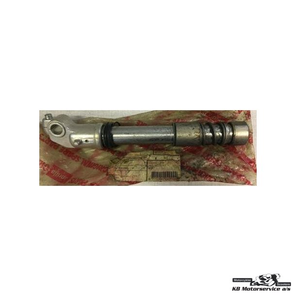 hub+rh fork leg	Aprilia RALLY 50 AIR 1995 - 2004 RALLY 50 H2O 1996 - 1999