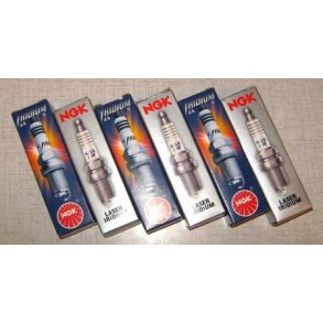 NGK CR8EIA9 Tndrr