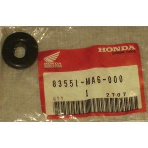 Grommet,side cover ST1100, PC800, GL1500