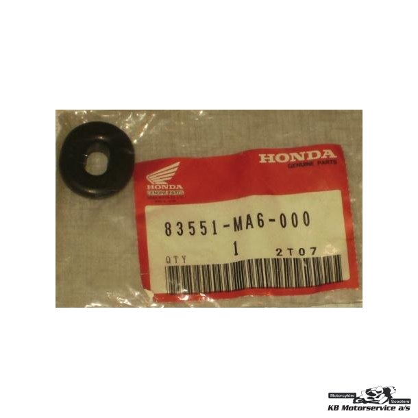 Grommet,side cover ST1100, PC800, GL1500