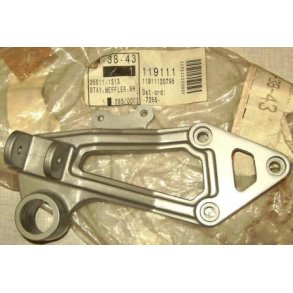 Stay,muffler,rh	Model: zx750f