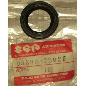 Seal,drive shaft,oil 22x34x7	Suzuki DR250
