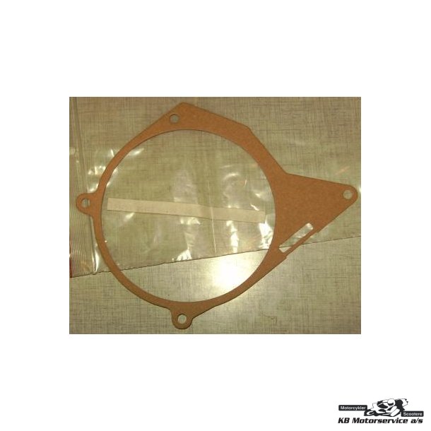 Gasket,magneto cover	Suzuki