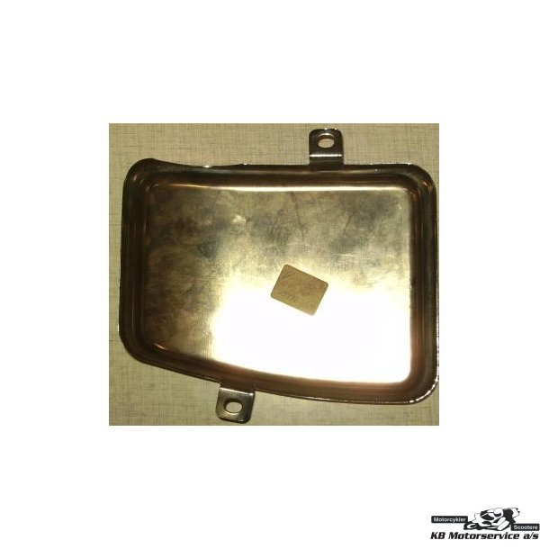Cap, air cleaner lh	GS550 GS750 GS850 GS1000