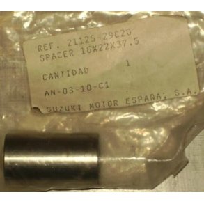 Spacer (16 x 22 x 37,5)	Suzuki