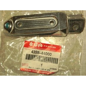 Bar,front footrest,r	GSF1250S, GSX650F