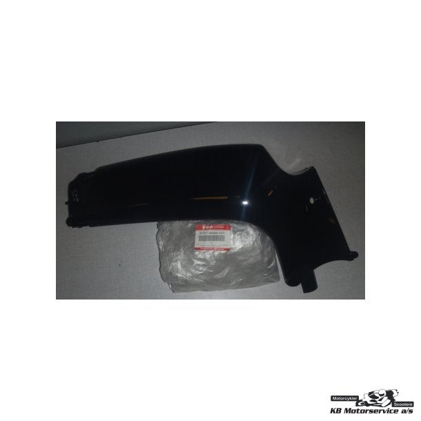 Cover,frame body up,l	Suzuki VZR1800 2006-2009