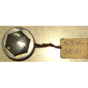 Cap,fork inner tube	GT750