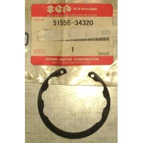 Circlip,fork oil seal	GS650, VS750