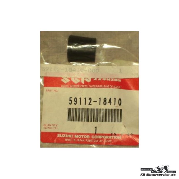 Cover,axle dust seal	Suzuki GT380, GT550
