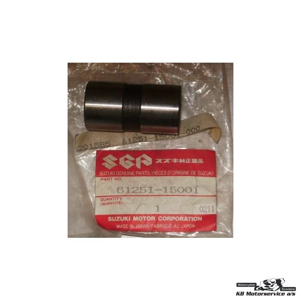 Spacer,rr swinging arm pivot	GT250, GT380, GT750