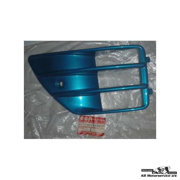 Cover comp,under cowl lwr,r	Suzuki RF600 rg. 95-96