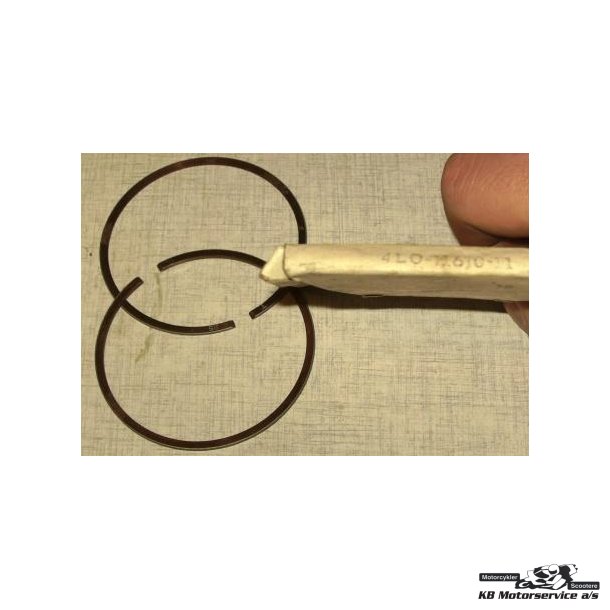 Piston ring set (1st o/s) RD350