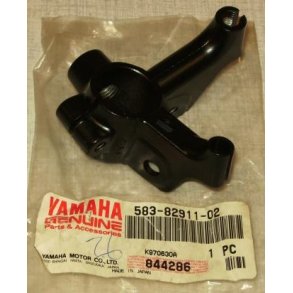 Holder, lever (l.h) XT500 SR500