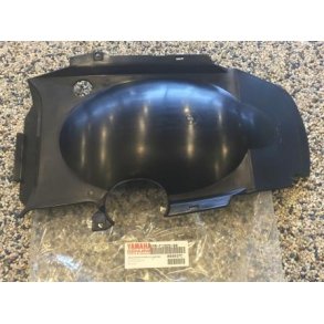 plastik under baglygte mell. skjolde	Yamaha Neo's 50