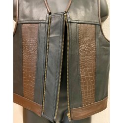 Ldervest sort/brun med lynls og plain ryg. Kraftig lder.