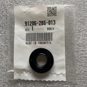 Honda Oil seal,14x28x7