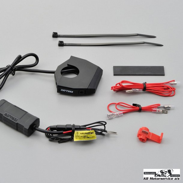 Daytona Slim USB udtag til styr. 2,400mA.