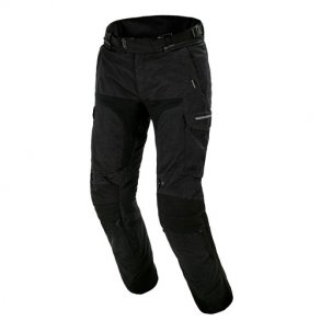 Macna Novado buks herre