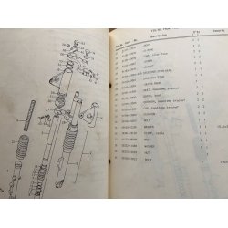 Suzuki GT250 (K-L-M-A-B) reservedelsbog