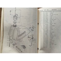 Suzuki RM125N reservedelsbog